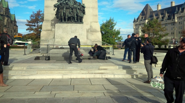 Soldier shot at Canadian war memorial Oct 22 2014 CBC photo