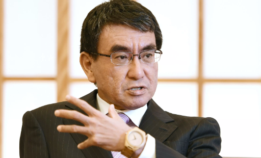 Japan's  foreign minister Taro Kono has met with the two contenders for the UK prime Ministership, Hunt and Johsnon.