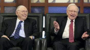 An hour-long interview with these two investing legends of Berkshire Hathaway will air on CNBC at 7pm US ET